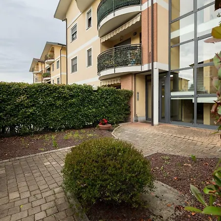 Strategico Rho Fiera Apartament